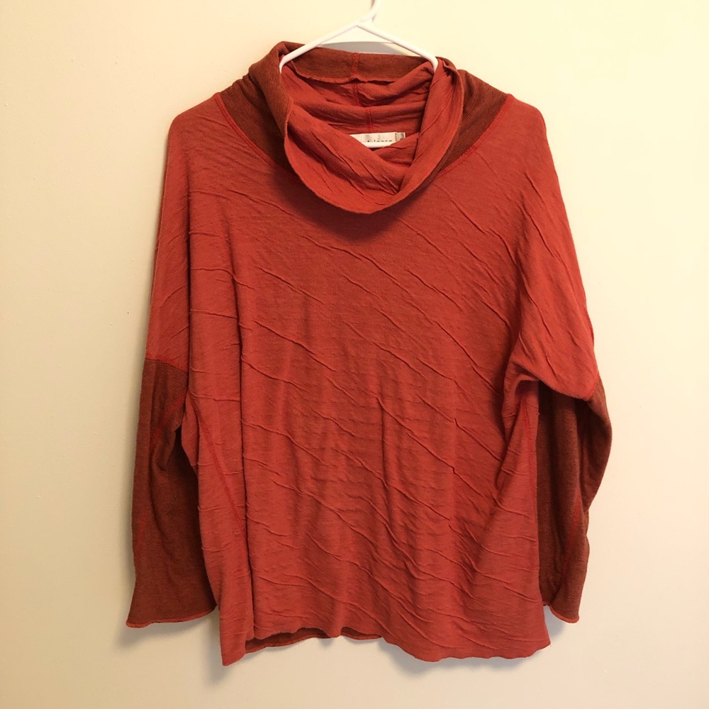 Women’s cowl neck pullover